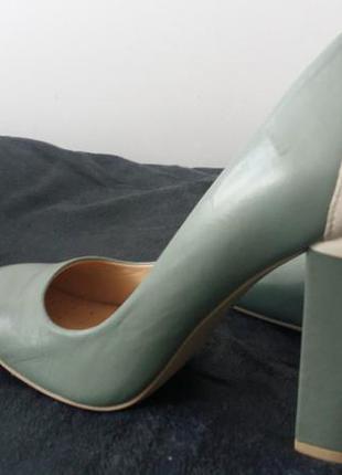 Шикарні туфлі geox оригінал