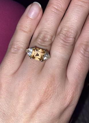 Кольцо с камнями 16 размер бижутерия стильная кольца