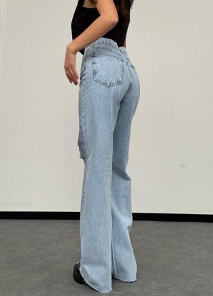 Стильные джинсы с серебряным напылением рваные палаццо тренд сезона9 фото