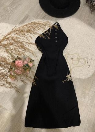 Zara черное платье в рубчик платья мини асимметричное с разрезом на ноге3 фото