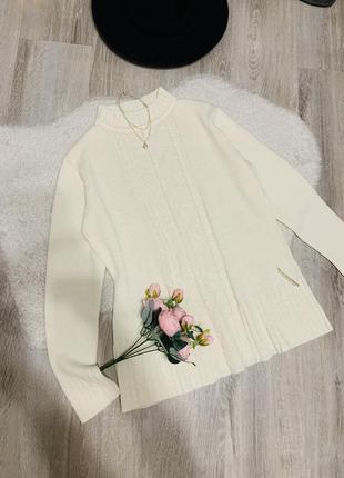 Вязаный свитер кофта белая длинная с рукавами в косичке3 фото