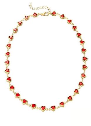 Цепочка женская укороченная с красными сердечками без бренду золотистая
