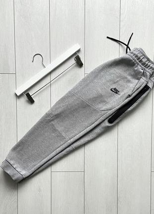 Спортивные штаны nike tech fleece подростковые на мальчика джоггеры