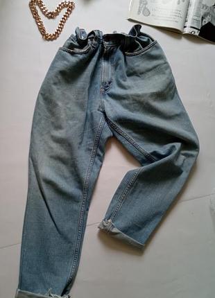 Крутые женские джинсы мом от levi's 🐦3 фото