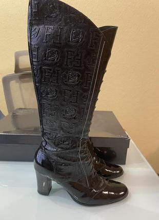 Чоботи високі, італія, натуральна шкіра.39 р