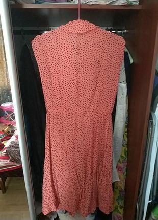 Симпатичное винтажное платье в горошек2 фото
