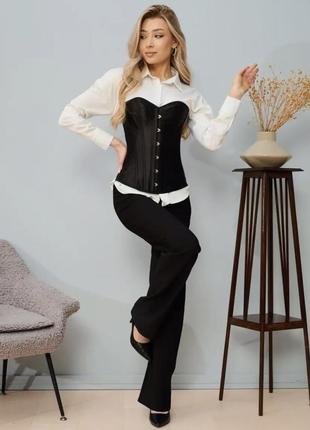 Чорний корсет атласний