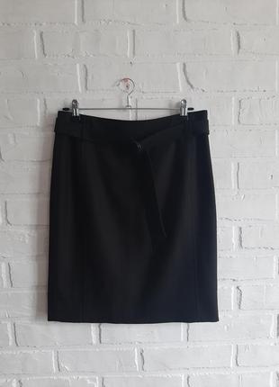 Лаконичная шерстяная юбка akris1 фото