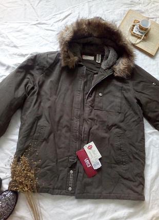 Levis куртка зимняя,унисекс, оригинал