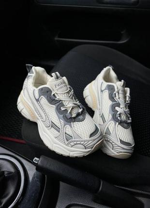 Крутезні кросівки з еко шкіри