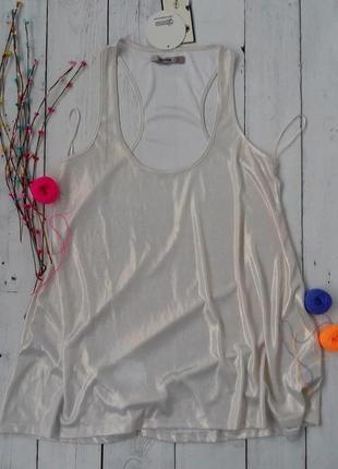 Майка белая с серебристым отливом stradivarius.размер m.