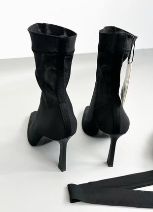 Черные ботильоны носки сеточкой на шпильке с острым носком6 фото