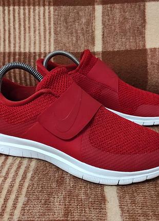 Оригінальні кросівки nike free