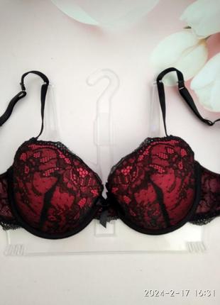 Кружевний бюстгалтер розмір 80b