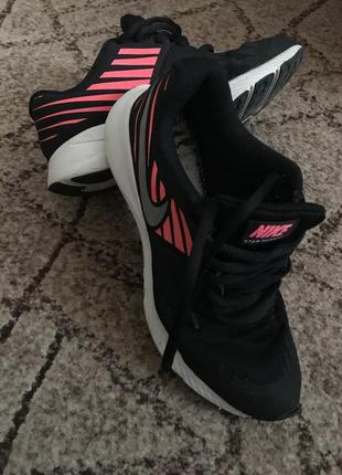 Кроссовки nike