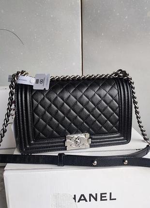 Сумка в стиле chanel boy люкс качество