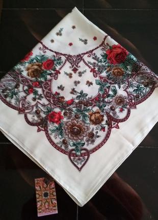 Платок женский, шерстяной, цвет молочно-белый, осенне-веснний, хорошее качество,  75 х 75 см