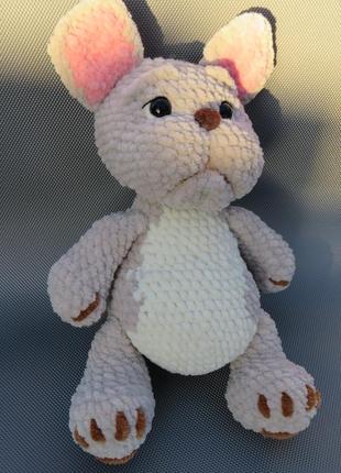 В'язана іграшка - французький бульдог з плюшевої пряжі3 фото