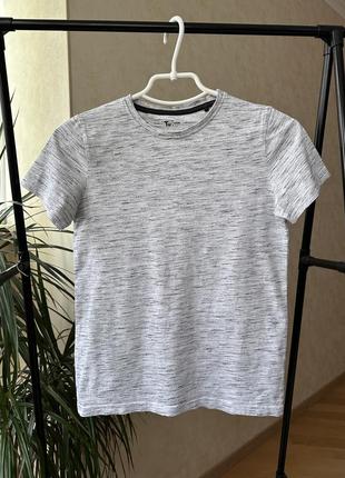 Футболка tu 10-11 років