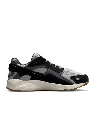 Мужские кроссовки nike air huarache runner gray beige7 фото