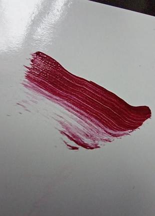 Яркий красный блеск для губ kiko 💄3 фото