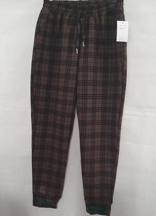 Штани джоггери в клiтинку