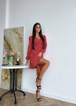 Женское платье