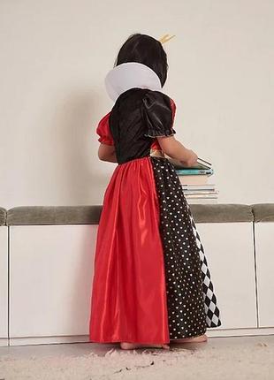 Карнавальный костюм карточной королевы, червовой королевы.3 фото