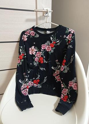 Кофта с цветами и птицами длинный рукав.