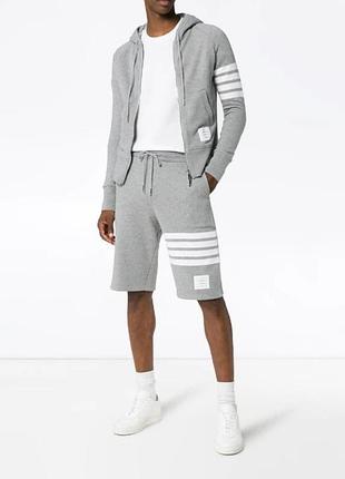 Шорты thom browne мужские 4 полоски new york коттоновые серые