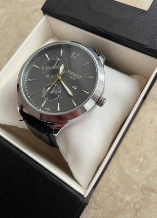 Мужские наручные часы 
стильный, брендовый3 фото