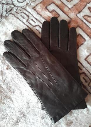 Перчатки