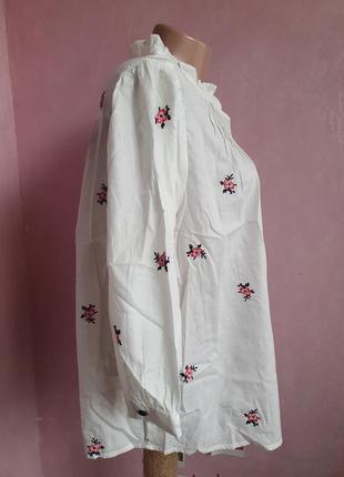 Блуза вишиванка біла з орнаментом9 фото