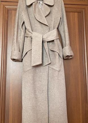 Длинное шерстяное пальто1 фото