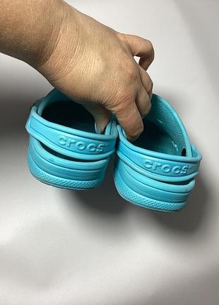 Продам crocs 2