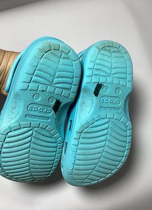 Продам crocs 7
