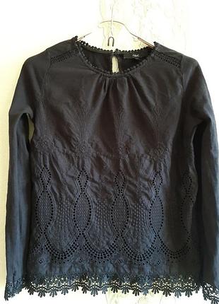 Блуза с вышивкой