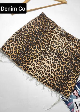 Юбка женская короткая джинсовая коричневого цвета в леопардовый животный принт от бренда denim co m1 фото