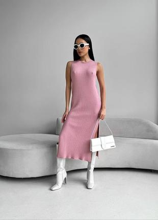 Невероятное трикотажное платье