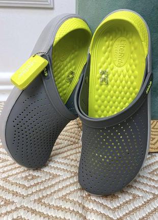 120500548 sanda crocs m8 13 sanda crocs bayaband charcoal original 1295