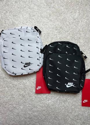 Мессенджер через плече nike