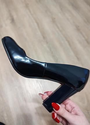 Туфли женские черные новые 23,5 см
