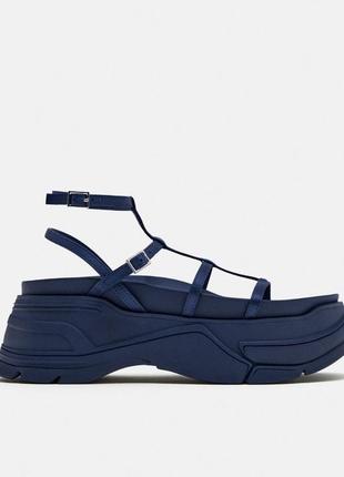 Босоніжки zara