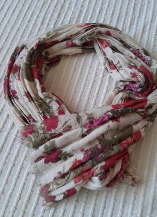 Красивый хлопковый шарф в цветочный принт!