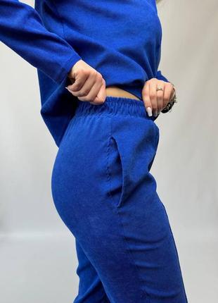 Костюм женский однотонный оверсайз кофта брюки с карманами качественный стильный электрик хаки4 фото