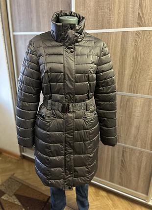 Гарне демісізонна курточка, пальто
