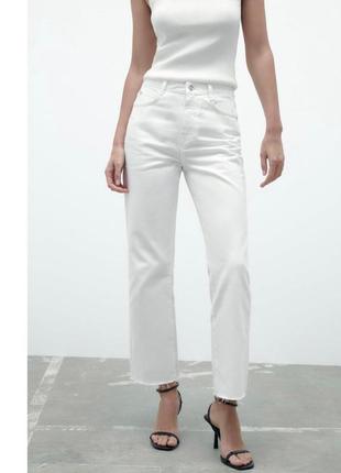 Белые базовые джинсы zara с необработанным низом краем брюки брюки hm mango massimo dutti ivina marsego2 фото
