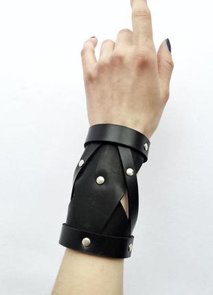 Широкий шкіряний авангардний асиметричний браслет ручної роботи , браслет мінімалізм , бохо , готика