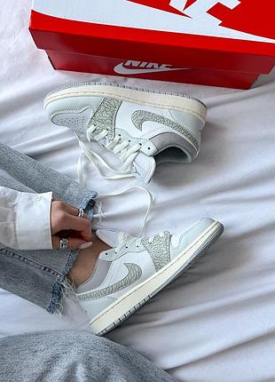 Прекрасные женские кроссовки Повязка jordan Hornets headband low elephant print серые с белым10 фото