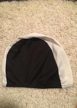 Тканевая шапочка в бассейн